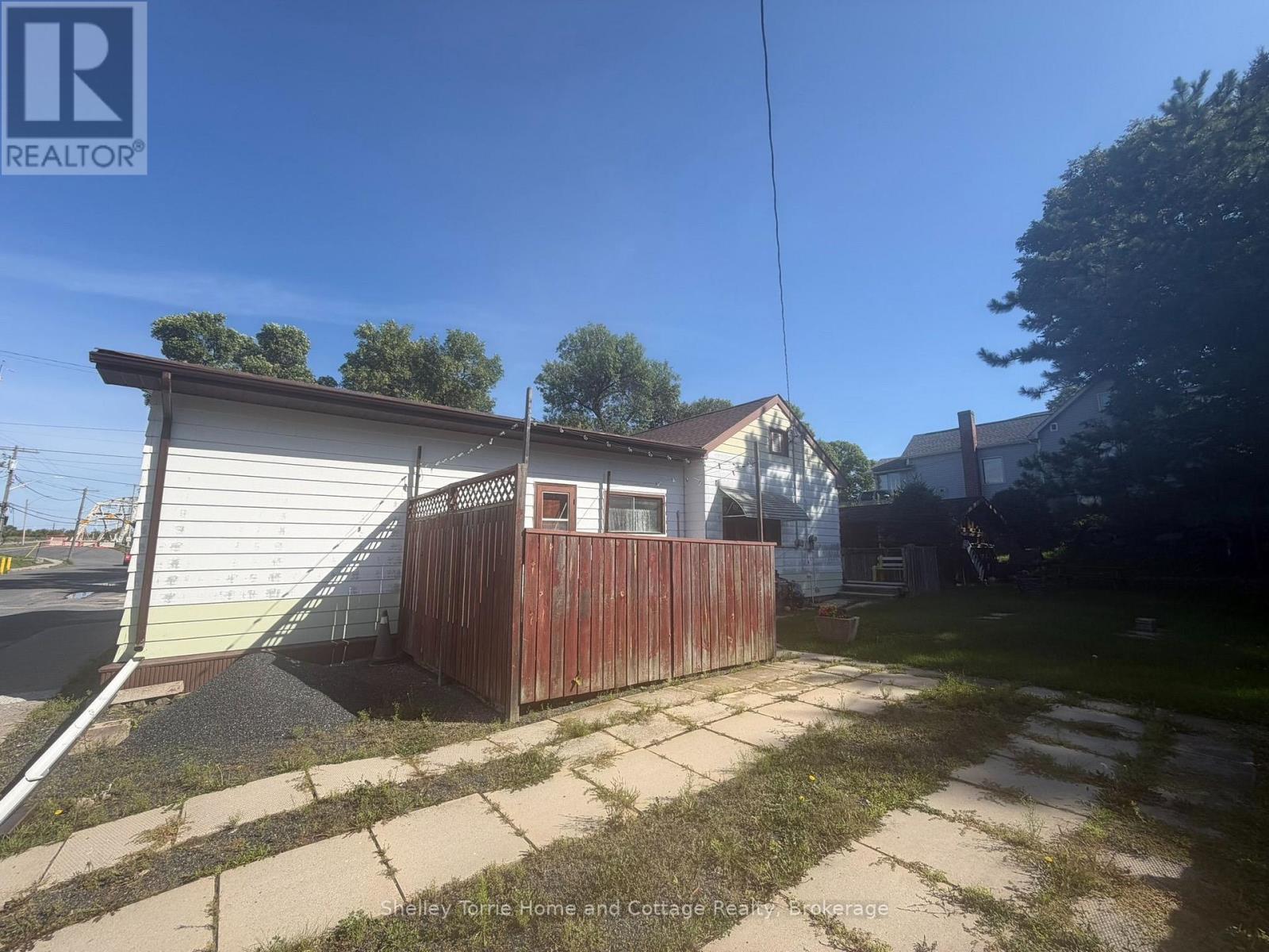 613 FRONT STREET, Kenora (Keewatin) — photo 4