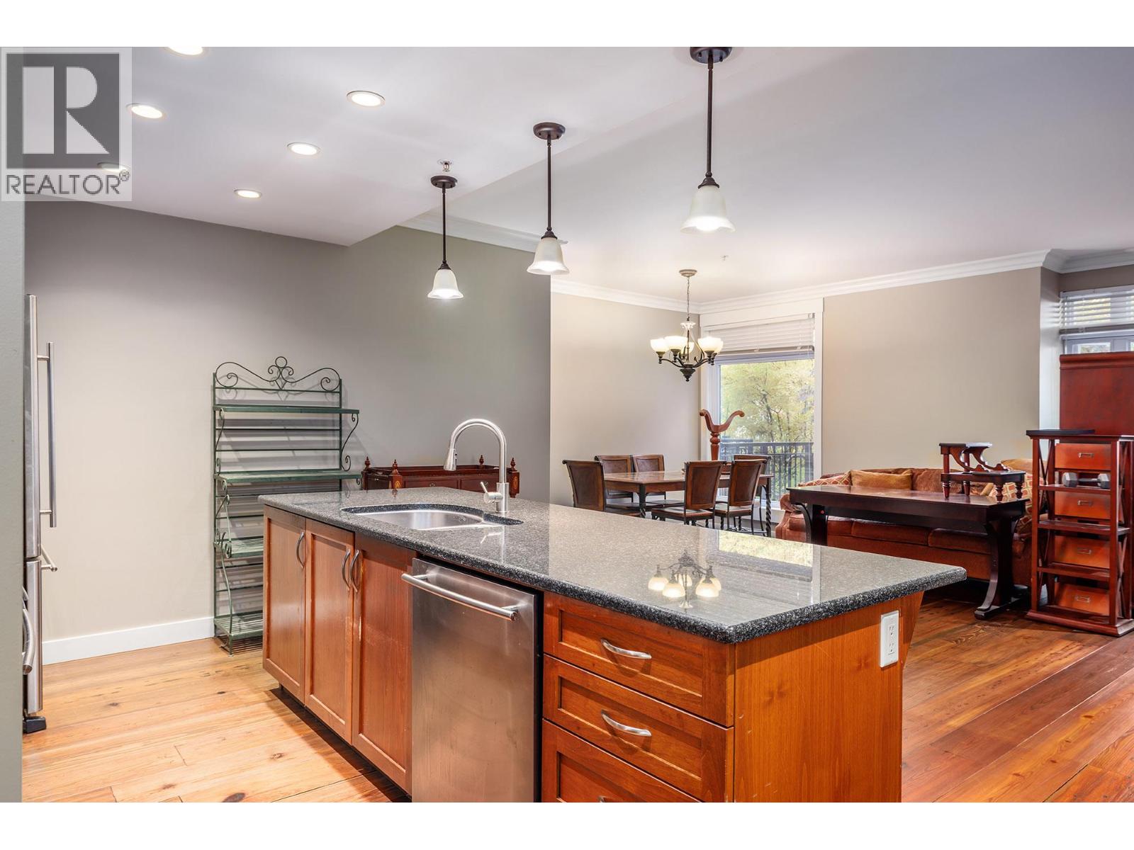 103 2901 Abbott Street, Kelowna
