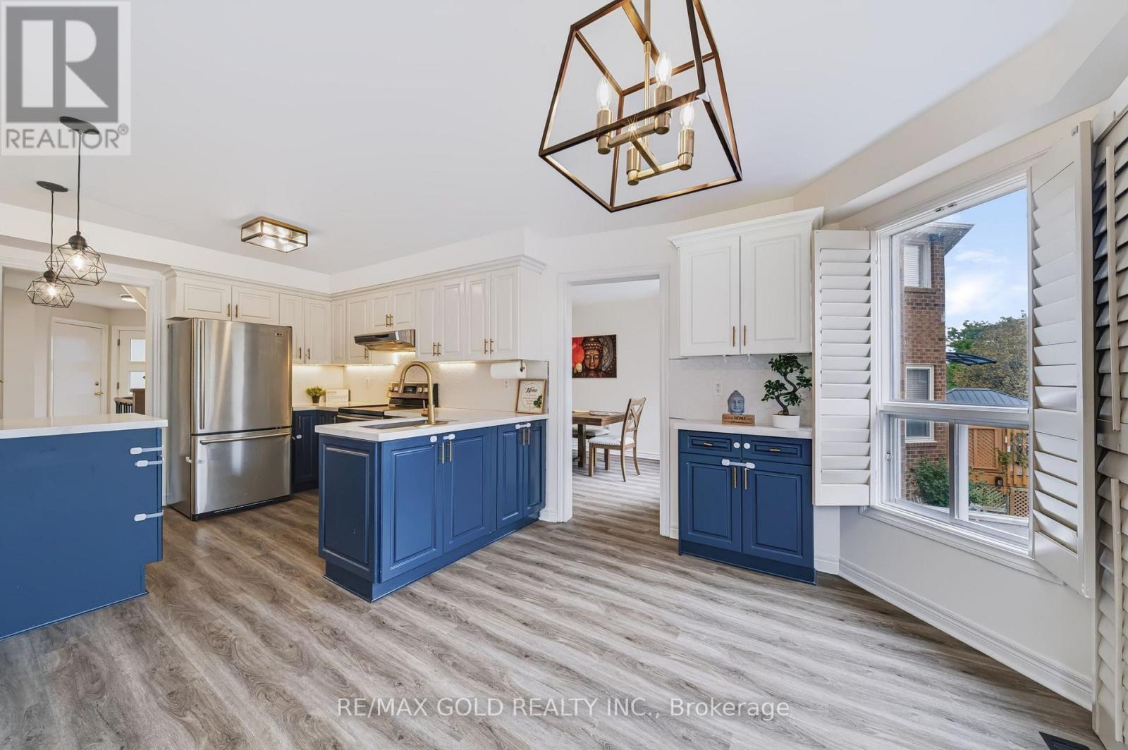 43 GOLDEN MEADOW ROAD - 10