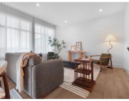 8295 Kiriak LO SW, Edmonton — photo 2