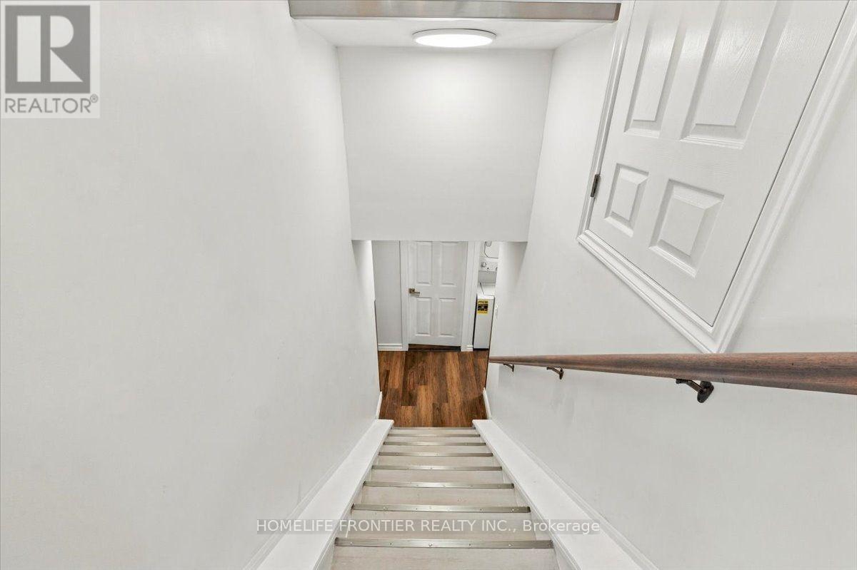 5 - 99 REGENT ROAD, Toronto (Downsview-Roding-CFB) — photo 2