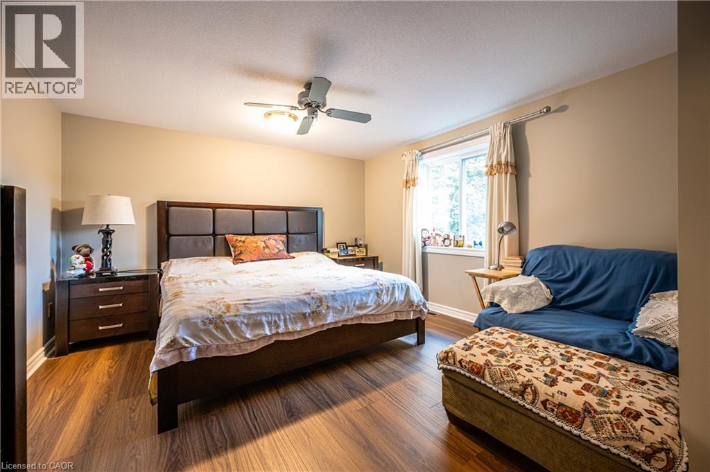 214 MISTY Court Unit# Upper, Kitchener — photo 7