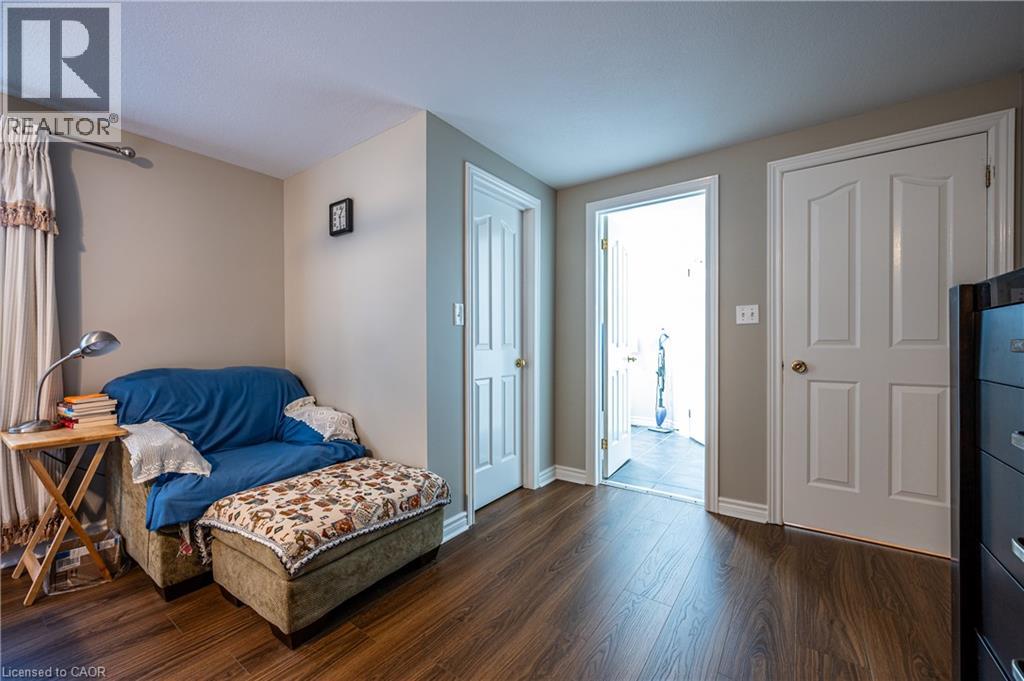 214 MISTY Court Unit# Upper, Kitchener — photo 8