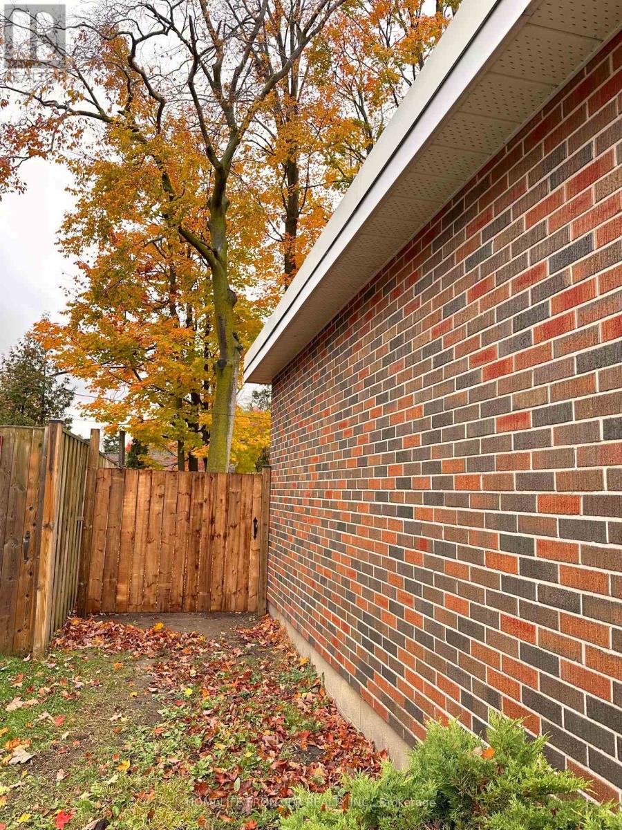233 West Street North, Orillia, ON photo 19
