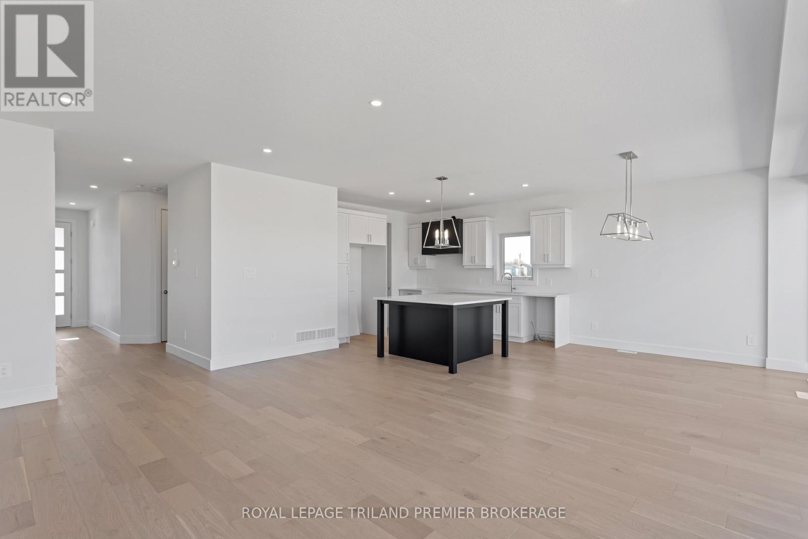 2622 HEARDCREEK TRAIL, London North (North S) — photo 4