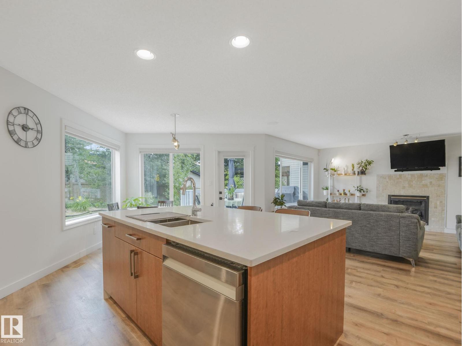 167 HAYWARD CR NW, Edmonton — photo 6