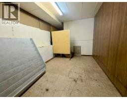 4911 And 4913 50 Street, Rocky Mountain House, AB T4T1C5 Photo 6