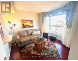 1009 - 11 Thorncliffe Pk Drive, Toronto, ON M4H1P3 Photo 6
