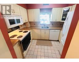 1009 - 11 Thorncliffe Pk Drive, Toronto, ON M4H1P3 Photo 9