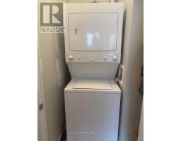 909 - 135 Wynford Drive, Toronto, ON M3C0J4 Photo 9