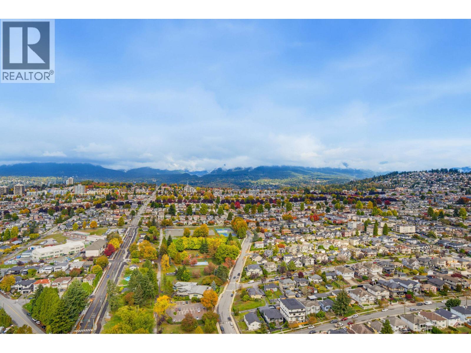 4206 1788 GILMORE AVENUE — photo 3