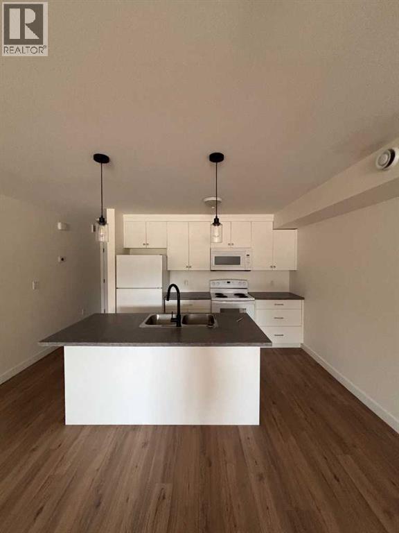 A, 6014 55 Street, Taber — photo 2