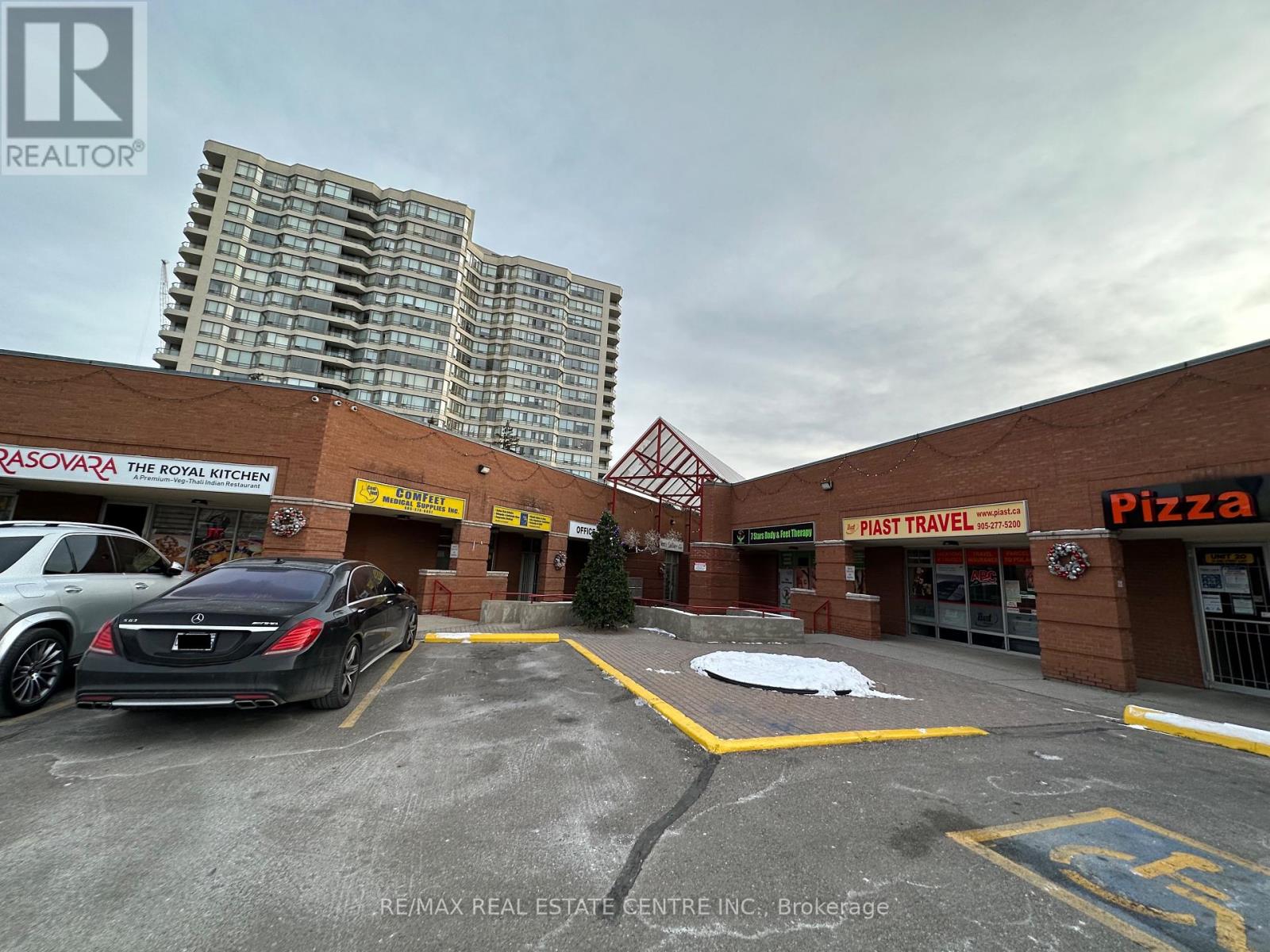 9 - 2560 SHEPARD AVENUE, Mississauga (Cooksville)