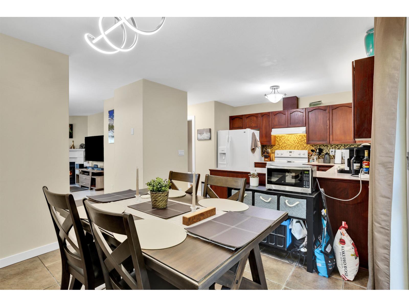 Photo of 10 46375 CESSNA DRIVE, Chilliwack Proper South 9