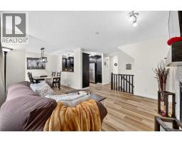 5pc Bathroom - 74 Heritage Landing, Cochrane, AB T4C0E3 Photo 8