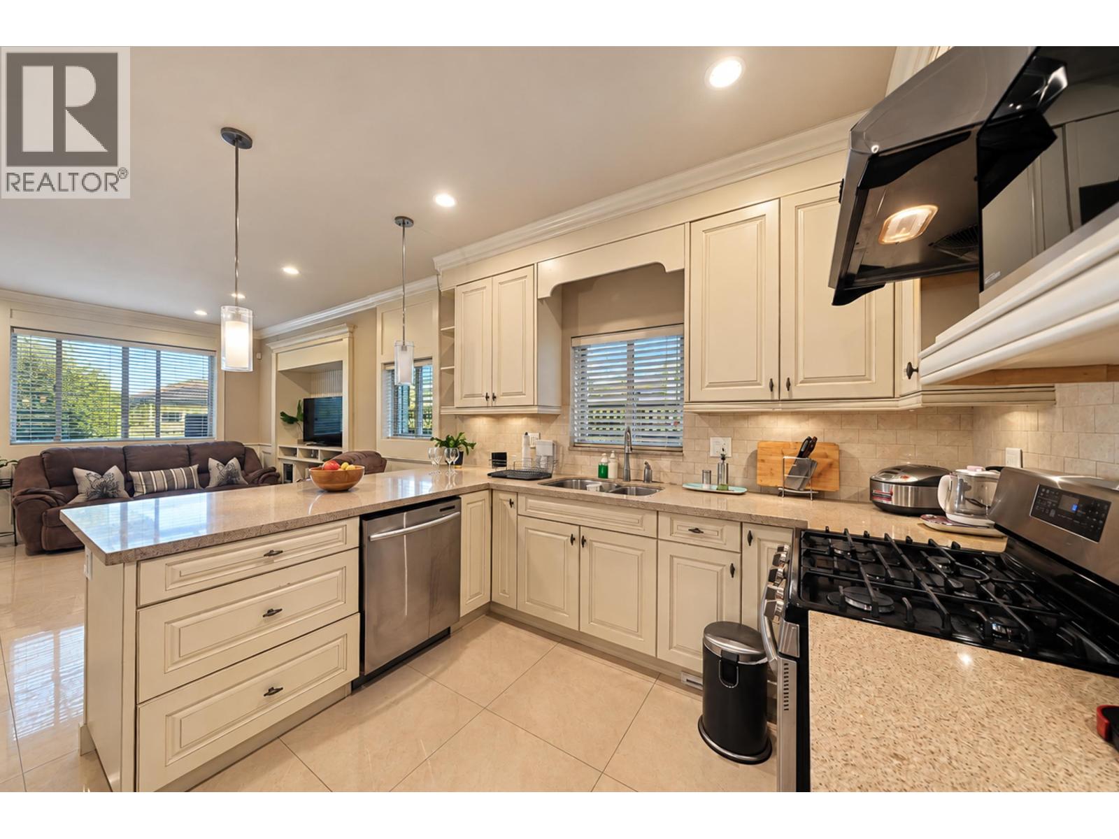 Photo of 11531 WILLIAMS ROAD 10