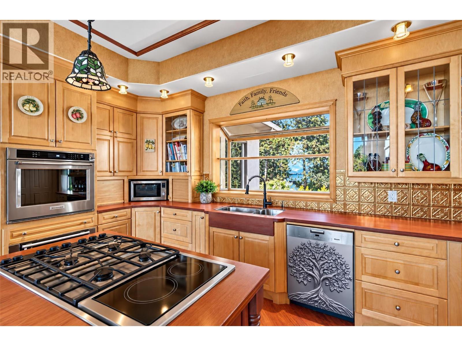 2802 West Bench Drive, Penticton - Image 1