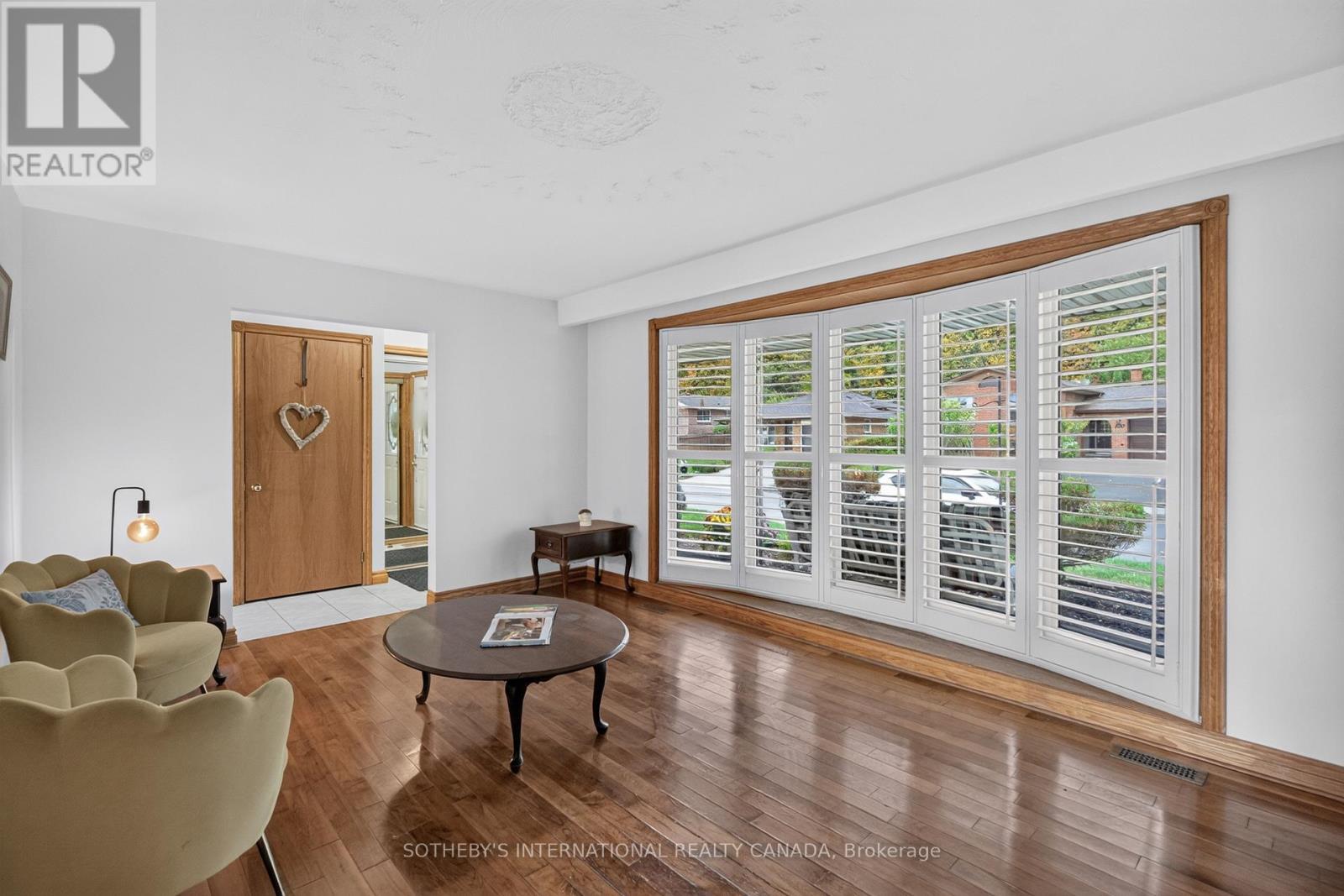 83 MARCELLA CRESCENT SW, Hamilton (Gershome) — photo 10
