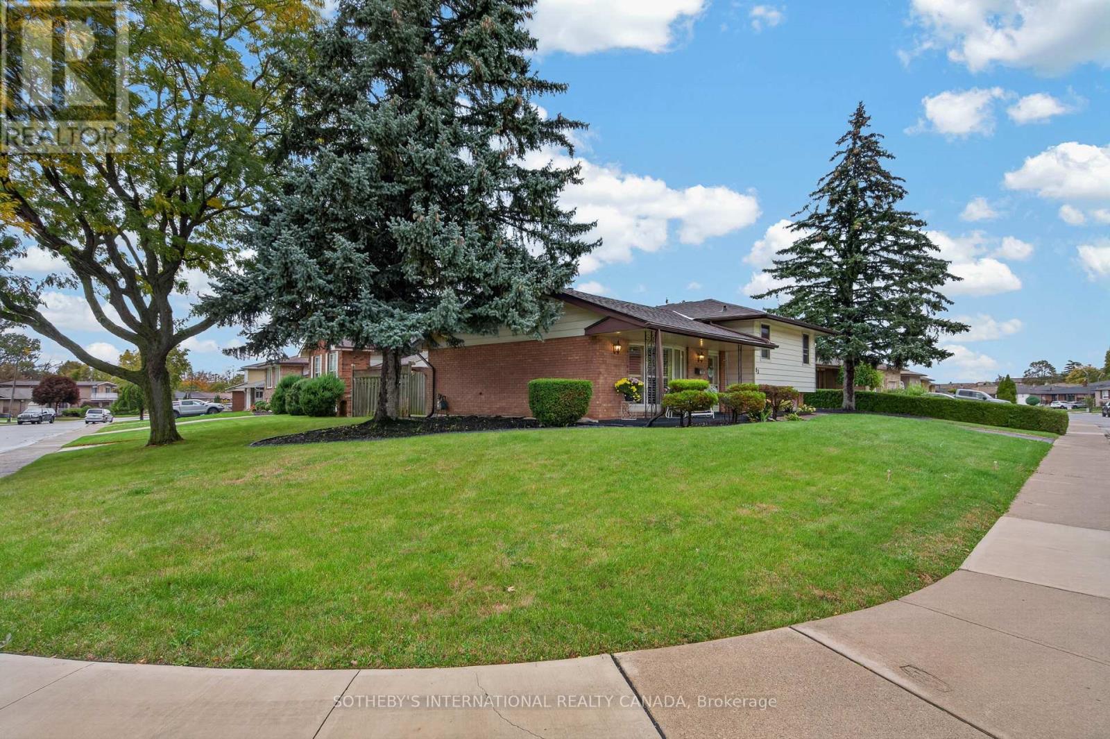 83 MARCELLA CRESCENT SW, Hamilton (Gershome) — photo 4