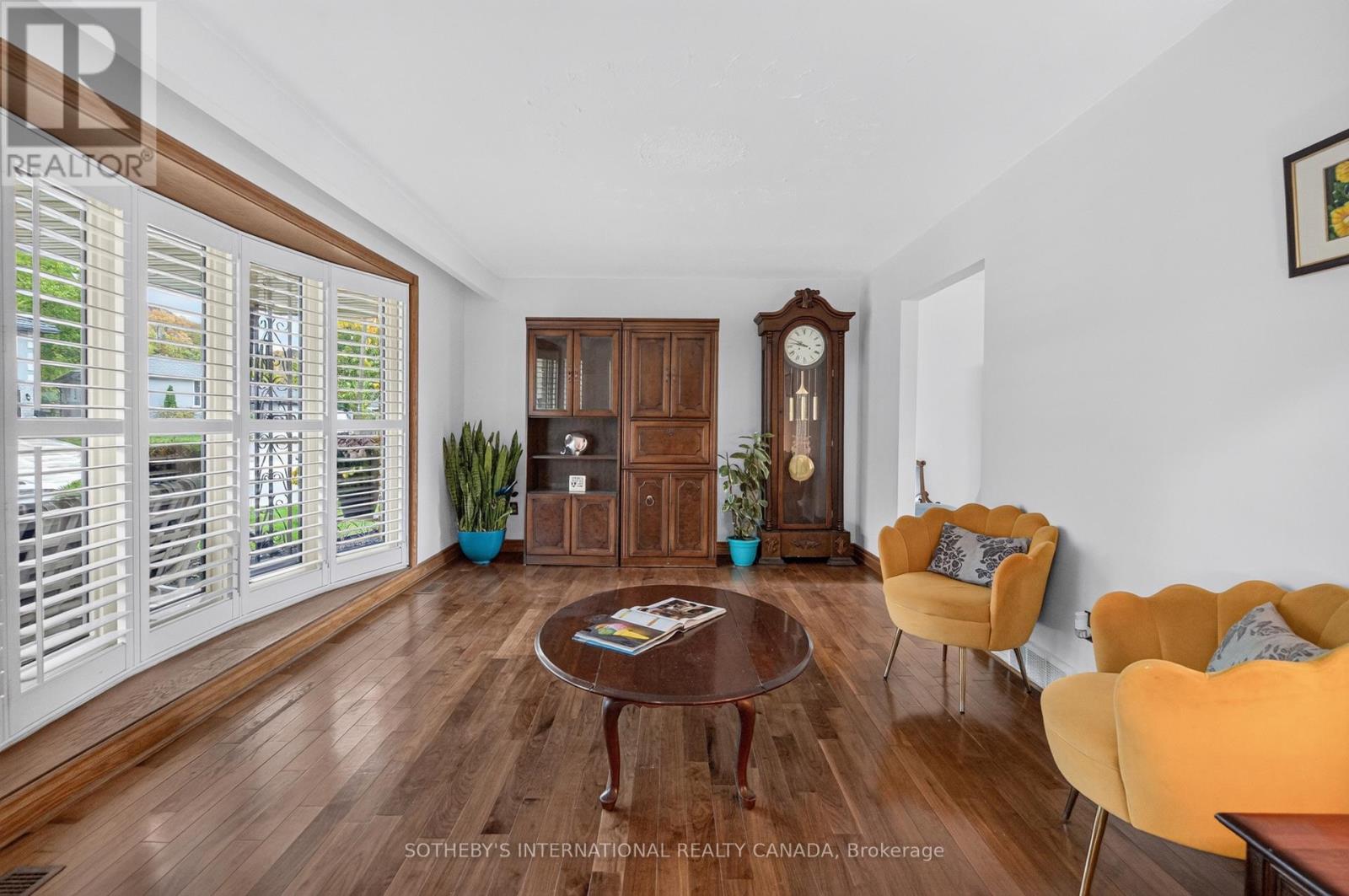 83 MARCELLA CRESCENT SW, Hamilton (Gershome) — photo 8