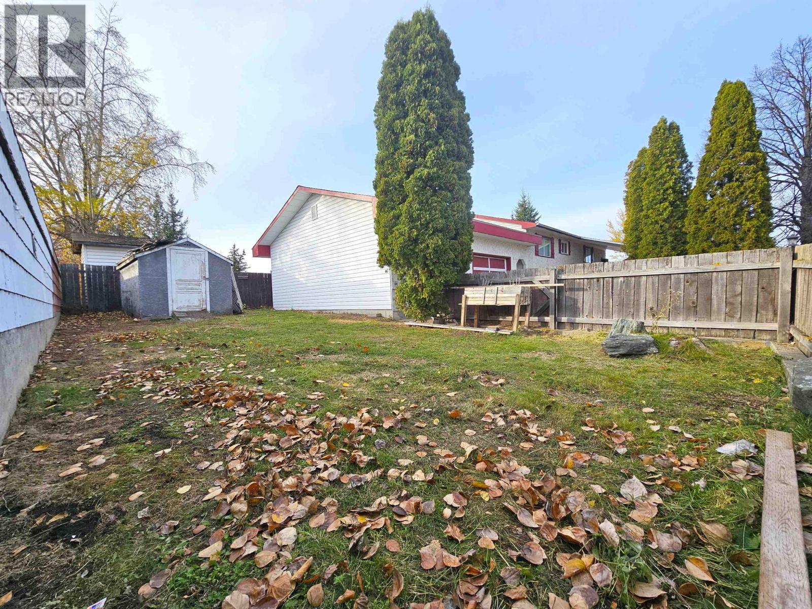 1401 FRASER CRESCENT photo 20
