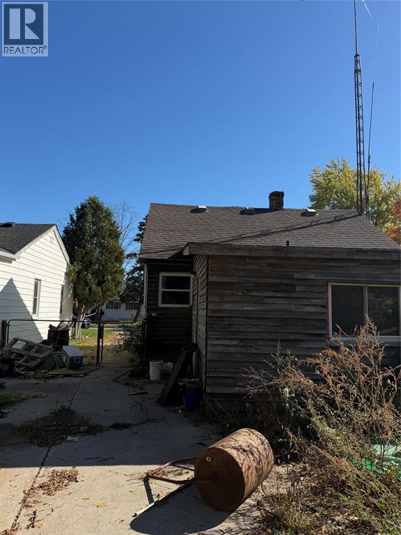 141 WHITMORE AVENUE, Sarnia — photo 8