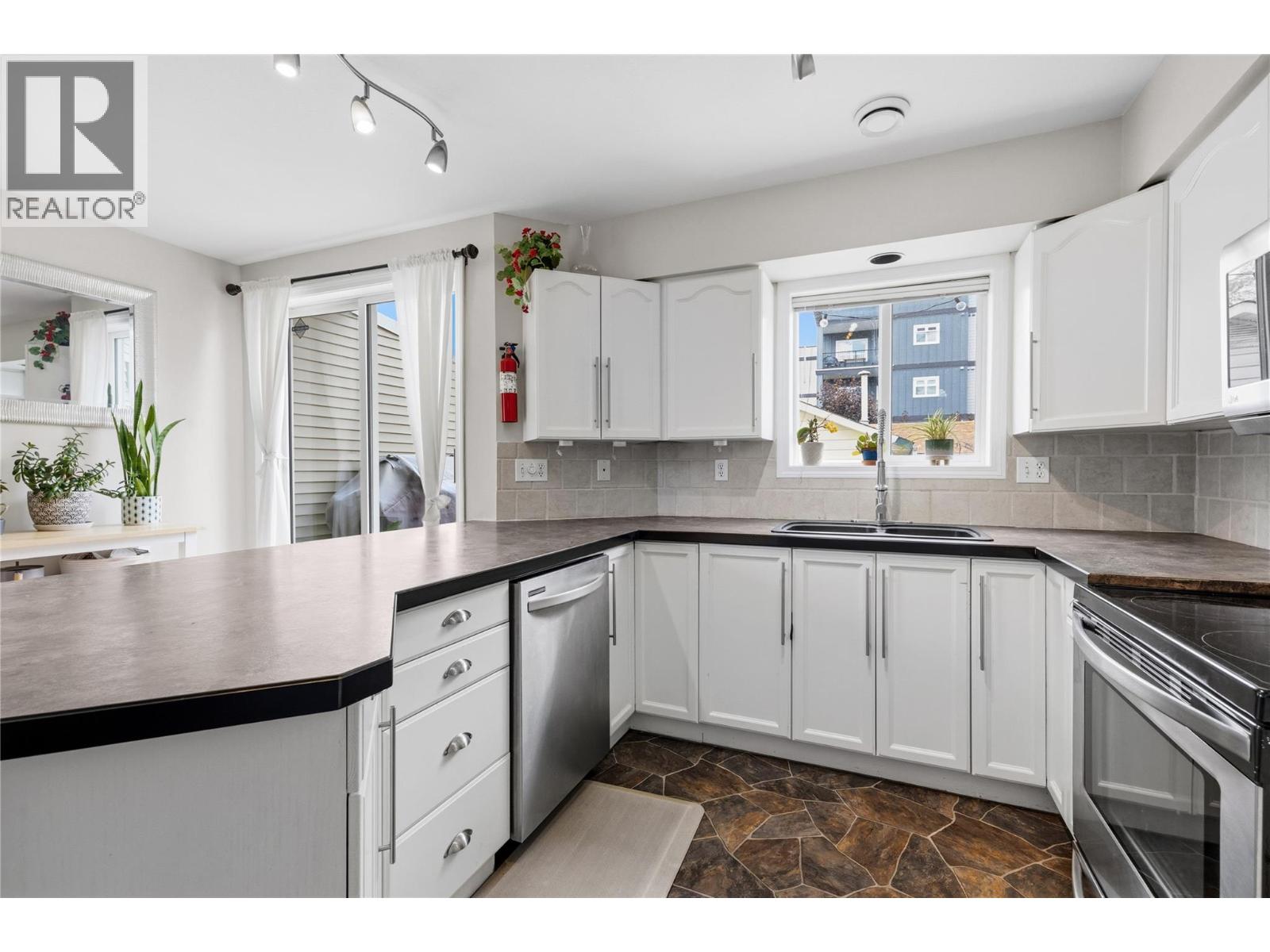 99 CALGARY Avenue Unit# 101, Penticton