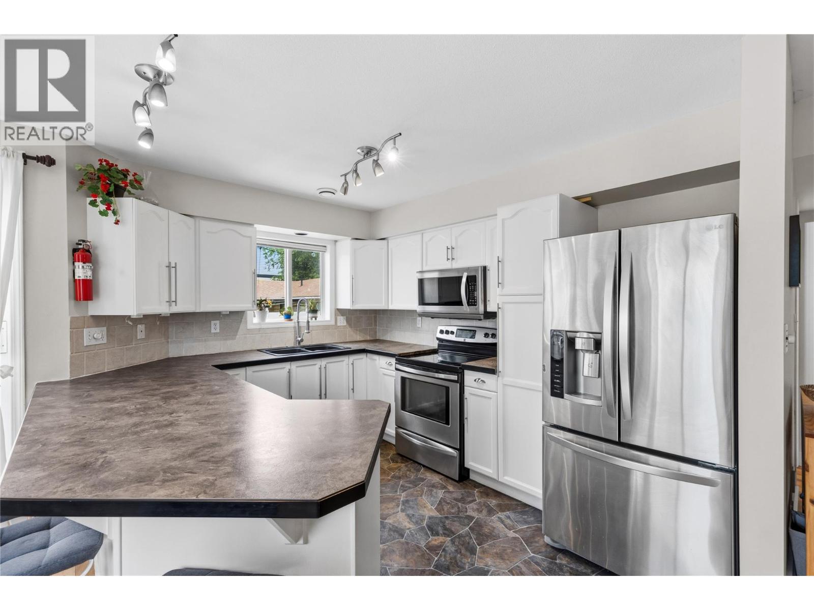 99 CALGARY Avenue Unit# 101, Penticton