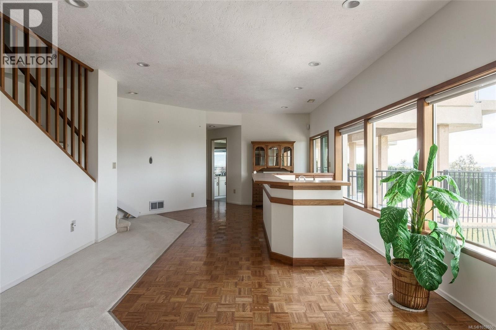  11027 Greenpark Drive, North Saanich