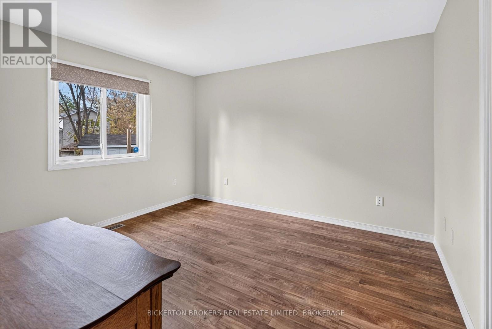 354 OAK STREET, Gananoque — photo 11