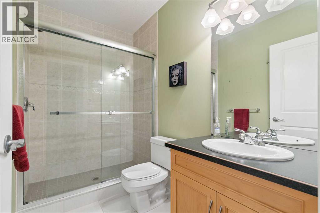 4661 20 Street SW photo 28