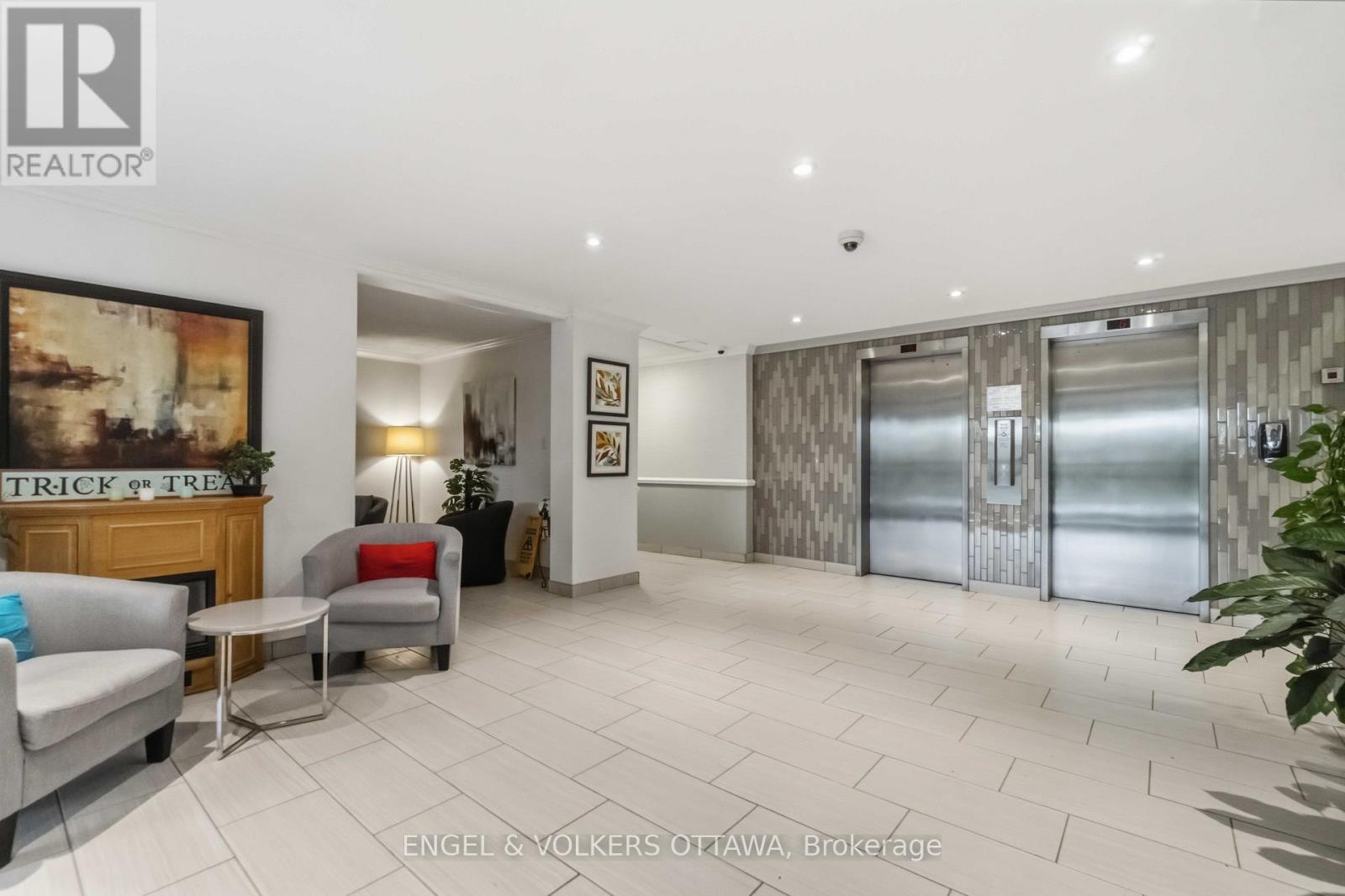 1107 - 2400 VIRGINIA DRIVE, Ottawa — photo 2