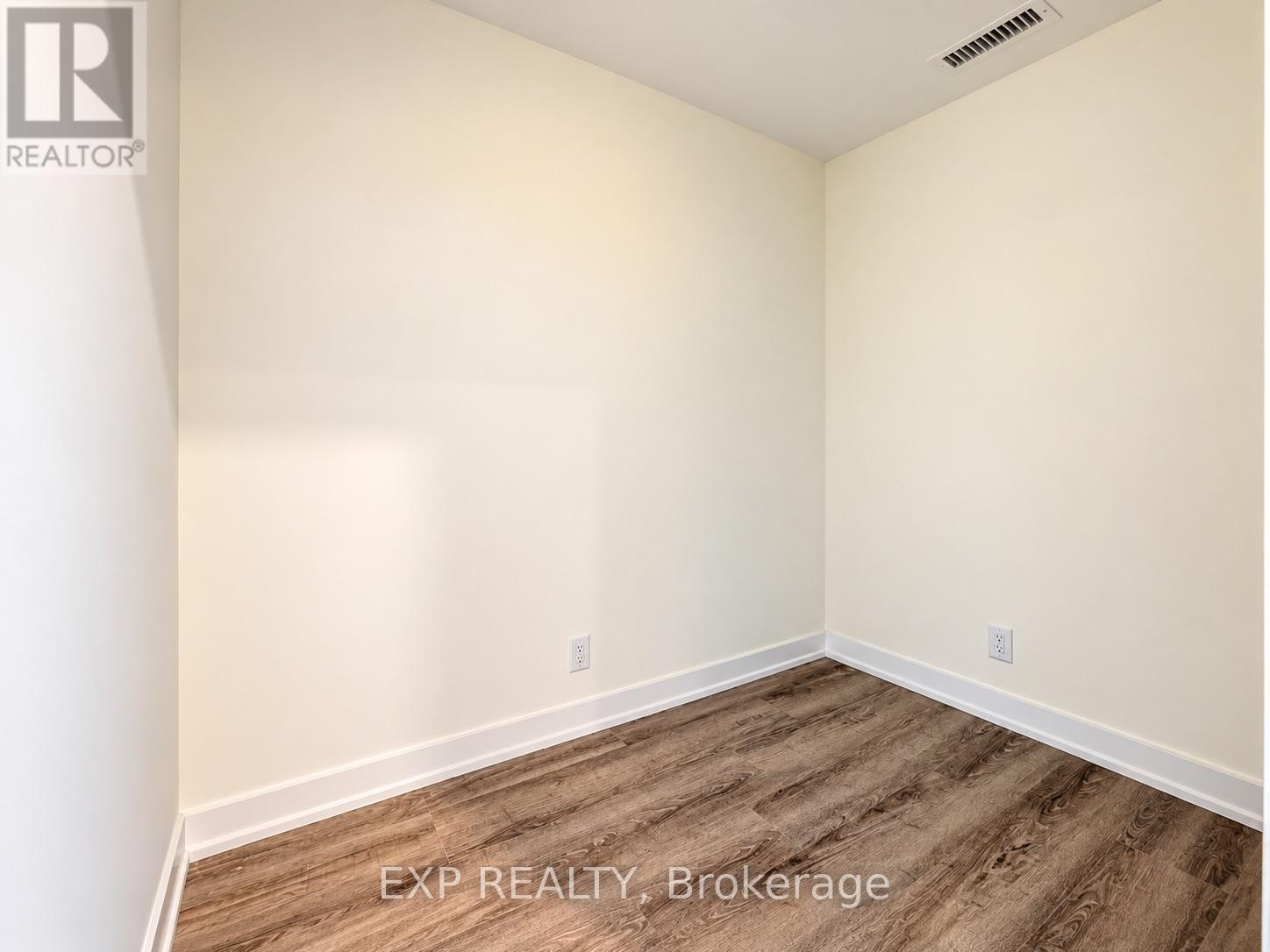 226 - 350 PRINCE CHARLES DRIVE W, Welland (Broadway) — photo 6