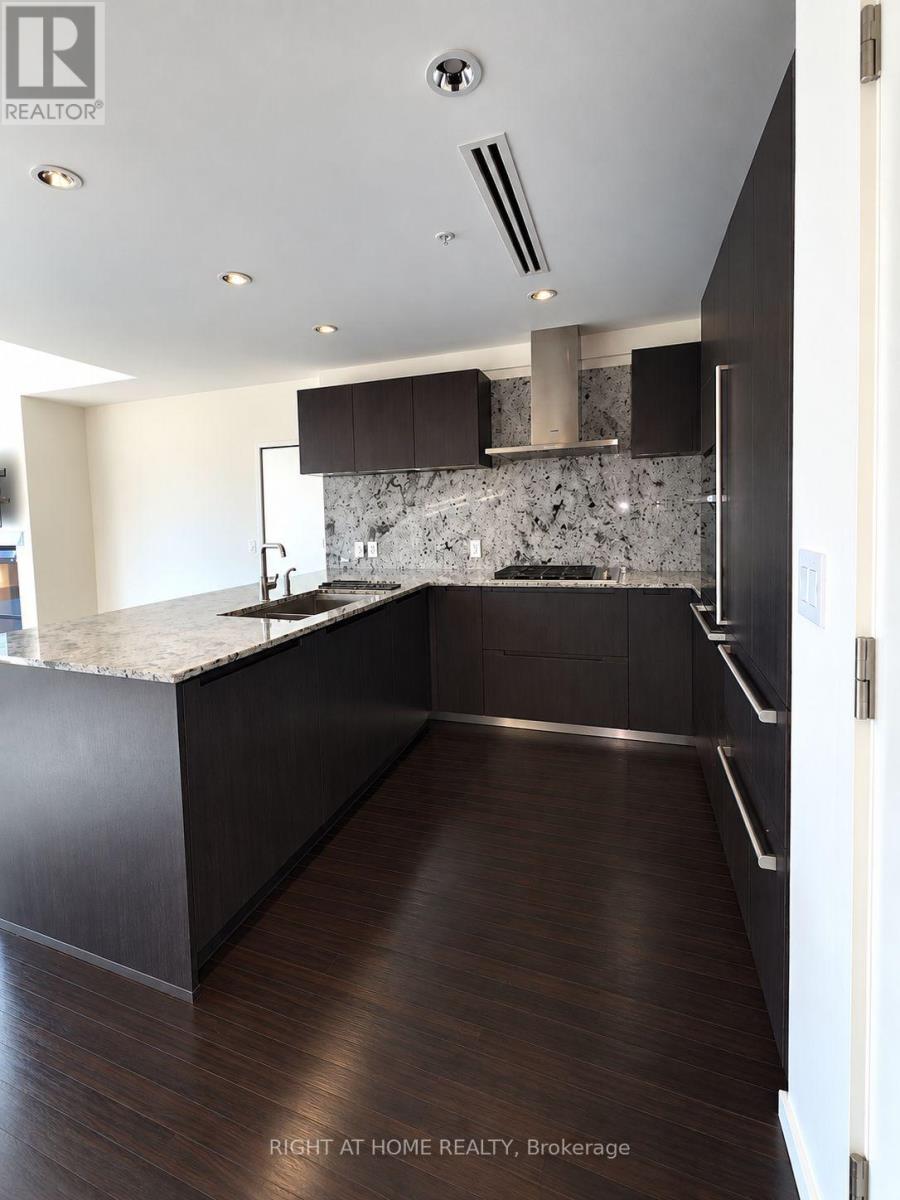 4102 - 180 UNIVERSITY AVENUE, Toronto (Bay Street Corridor) — photo 7