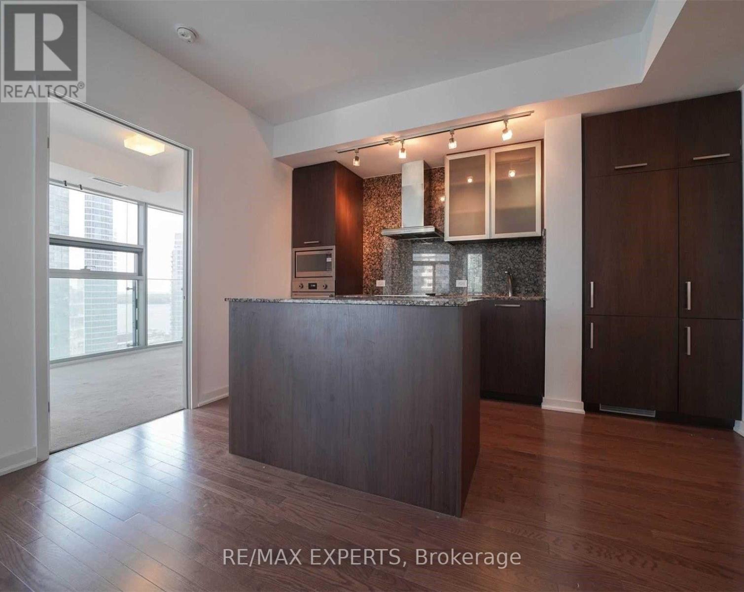 1602 - 14 YORK STREET, Toronto (Waterfront Communities) — photo 8