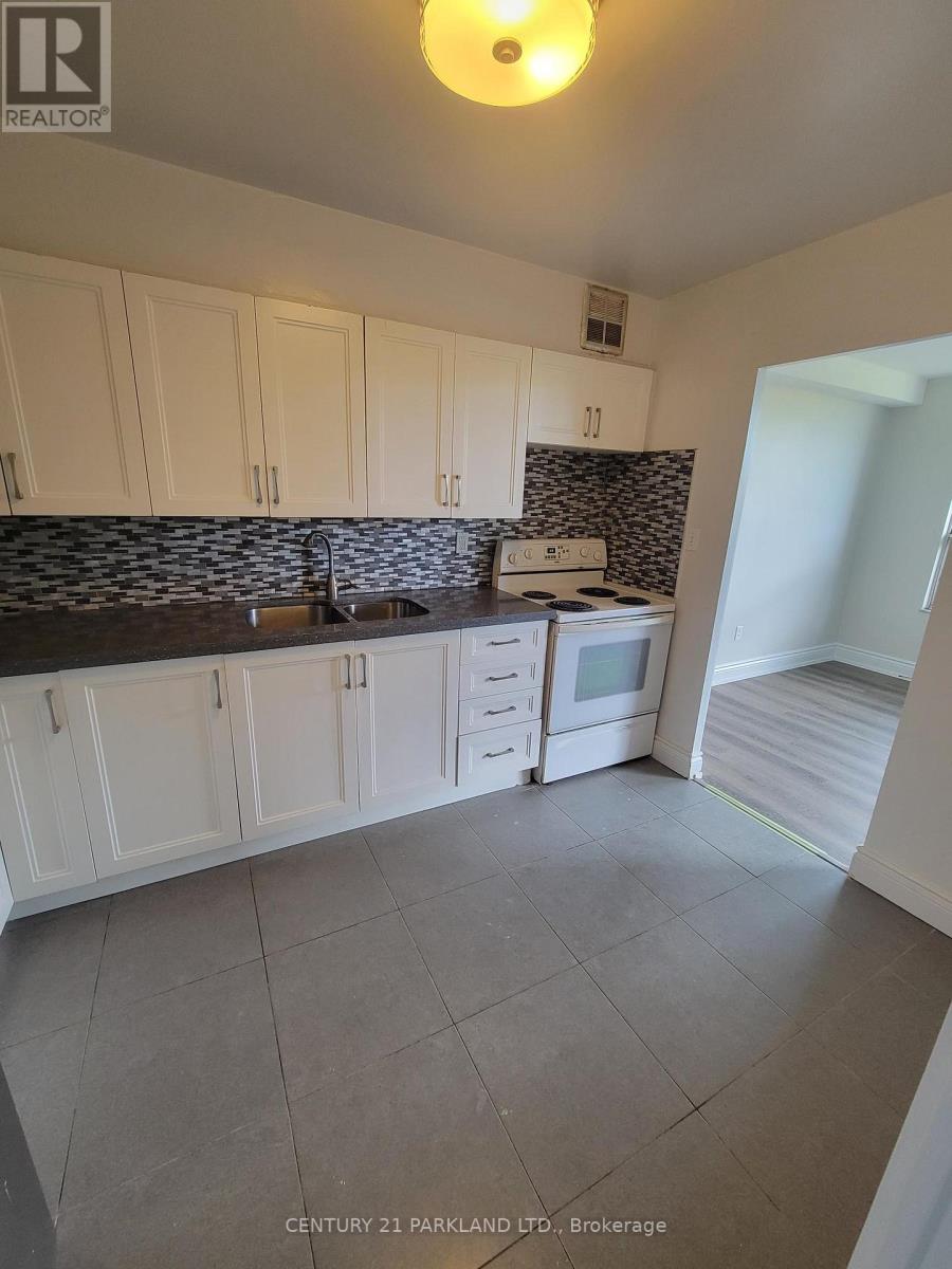 #517 - 10 EDGECLIFFE GOLFWAY, Toronto (Flemingdon Park) — photo 3