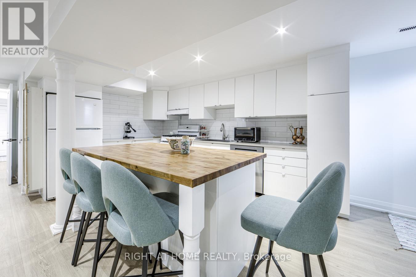 84 Aberdeen Avenue, Vaughan, ON photo 38