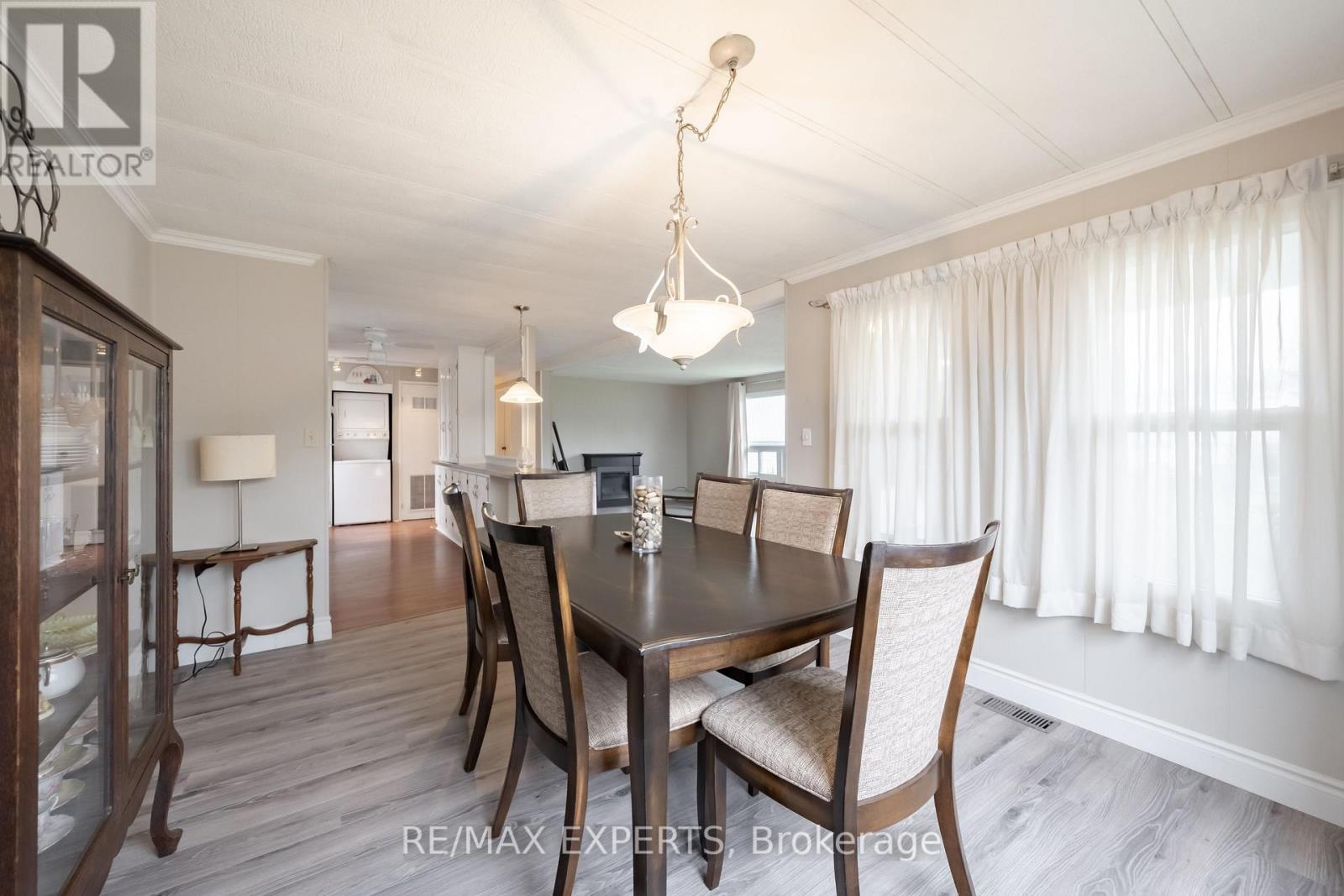 77 LINDEN LANE - 21