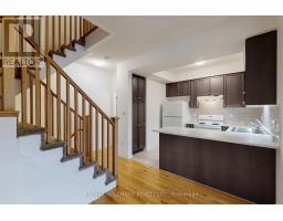 106 Bravo Lane, Newmarket, ON L3X0L3 Photo 8