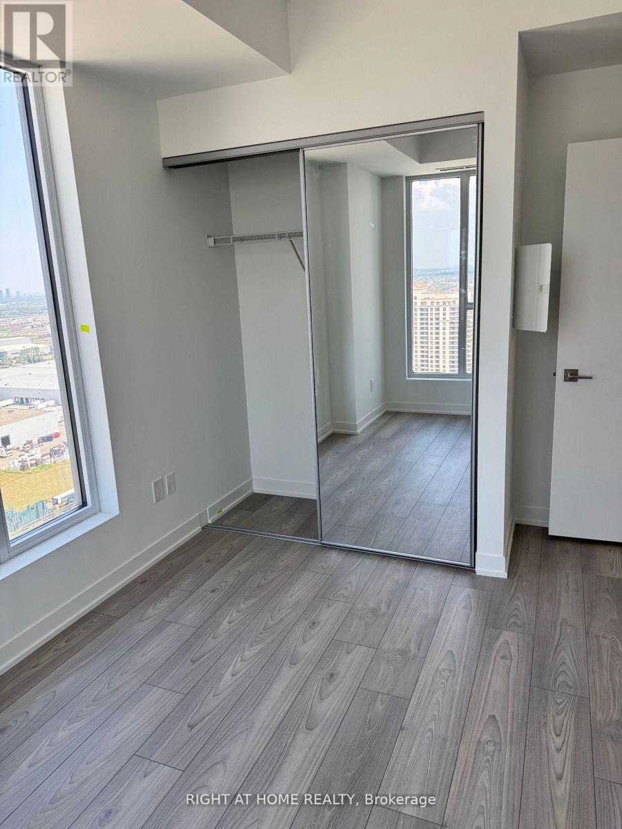 2305 - 474 CALDARI ROAD, Vaughan (Concord) — photo 4