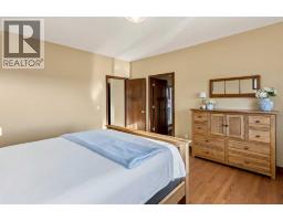 680 Coopers Square Sw, Airdrie, AB T4B0G7 Photo 20