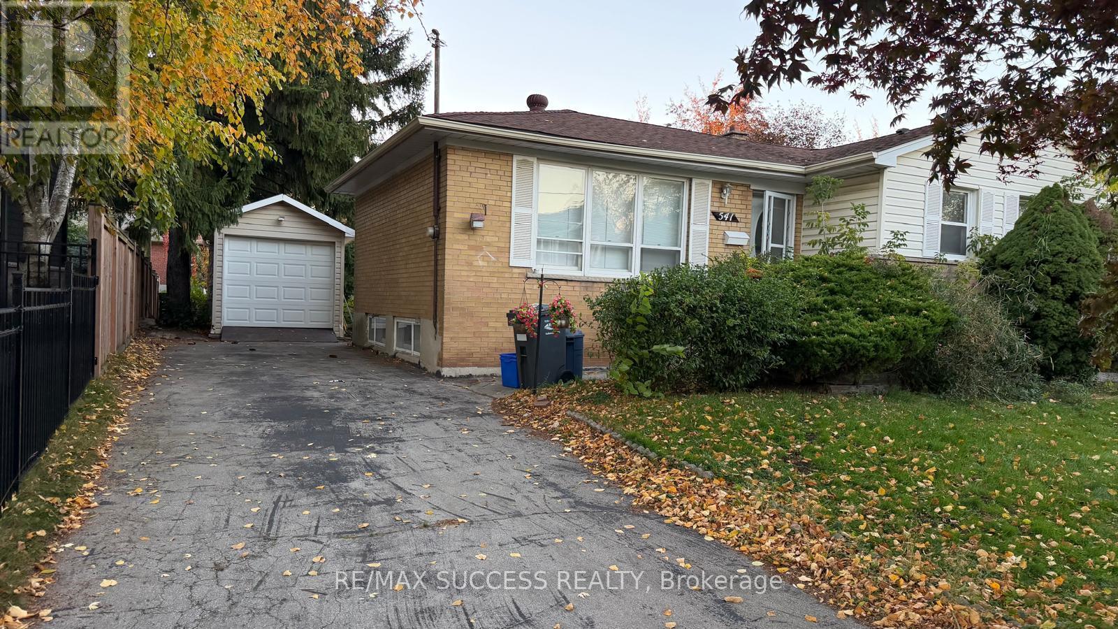 541 WINGROVE CRESCENT N, Oakville (WO West) — photo 3