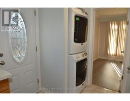 138 Lindylou Road, Toronto, ON M9M2B6 Photo 12