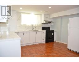 138 Lindylou Road, Toronto, ON M9M2B6 Photo 14
