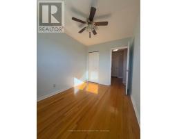138 Lindylou Road, Toronto, ON M9M2B6 Photo 6