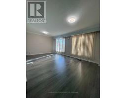 138 Lindylou Road, Toronto, ON M9M2B6 Photo 9