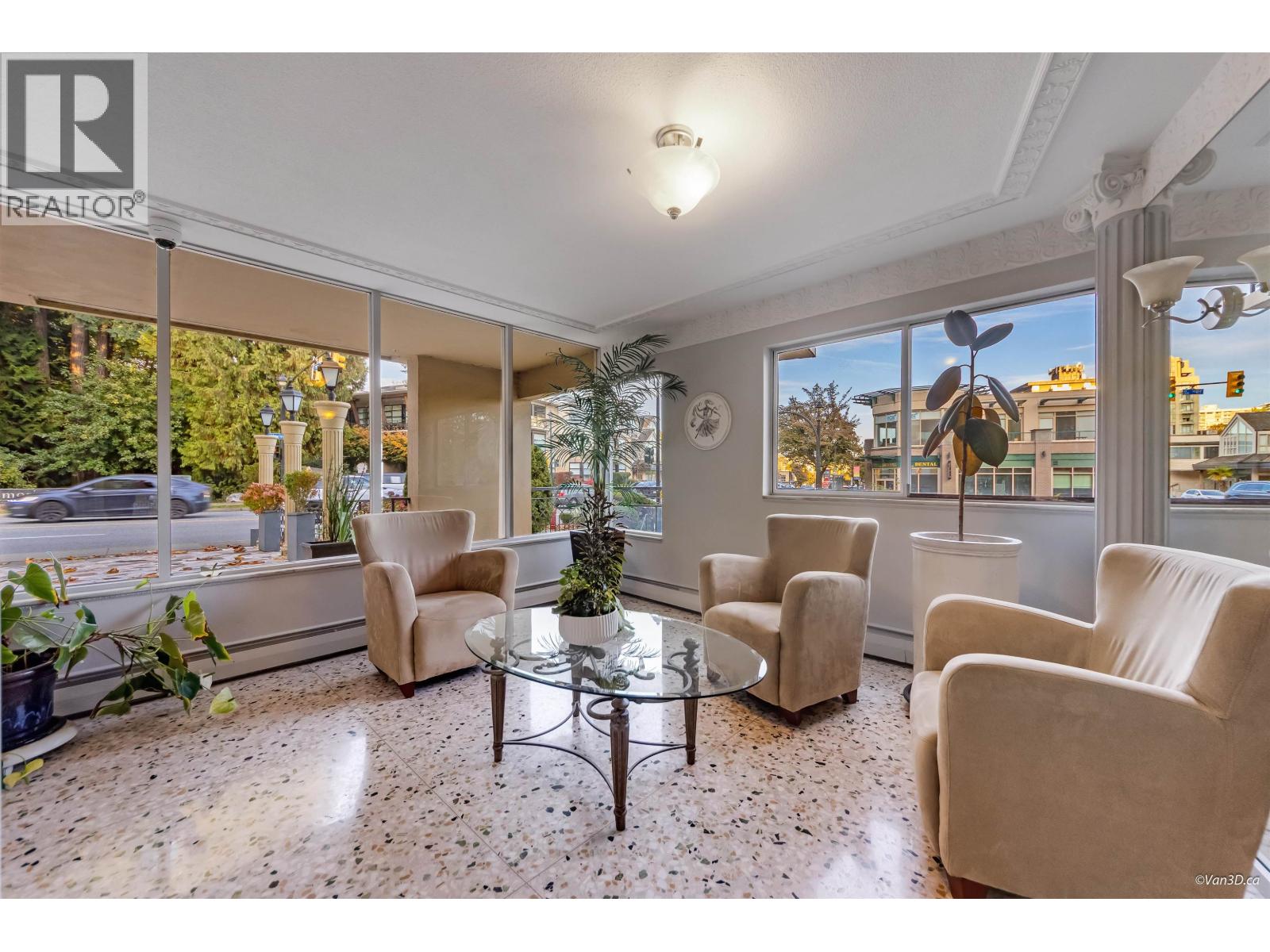 804 1930 MARINE DRIVE, West Vancouver - Image 1