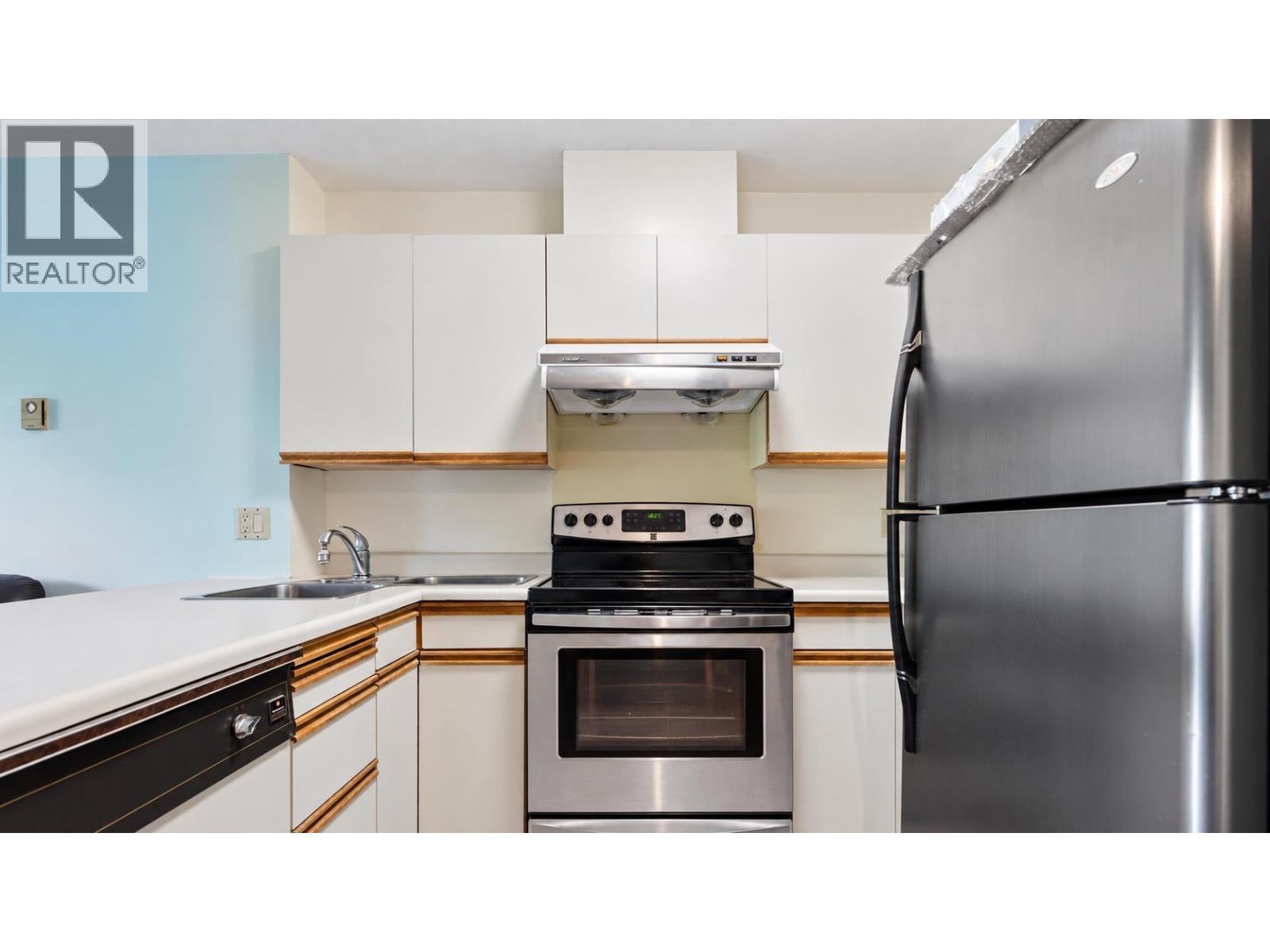 407 3970 CARRIGAN COURT — photo 4