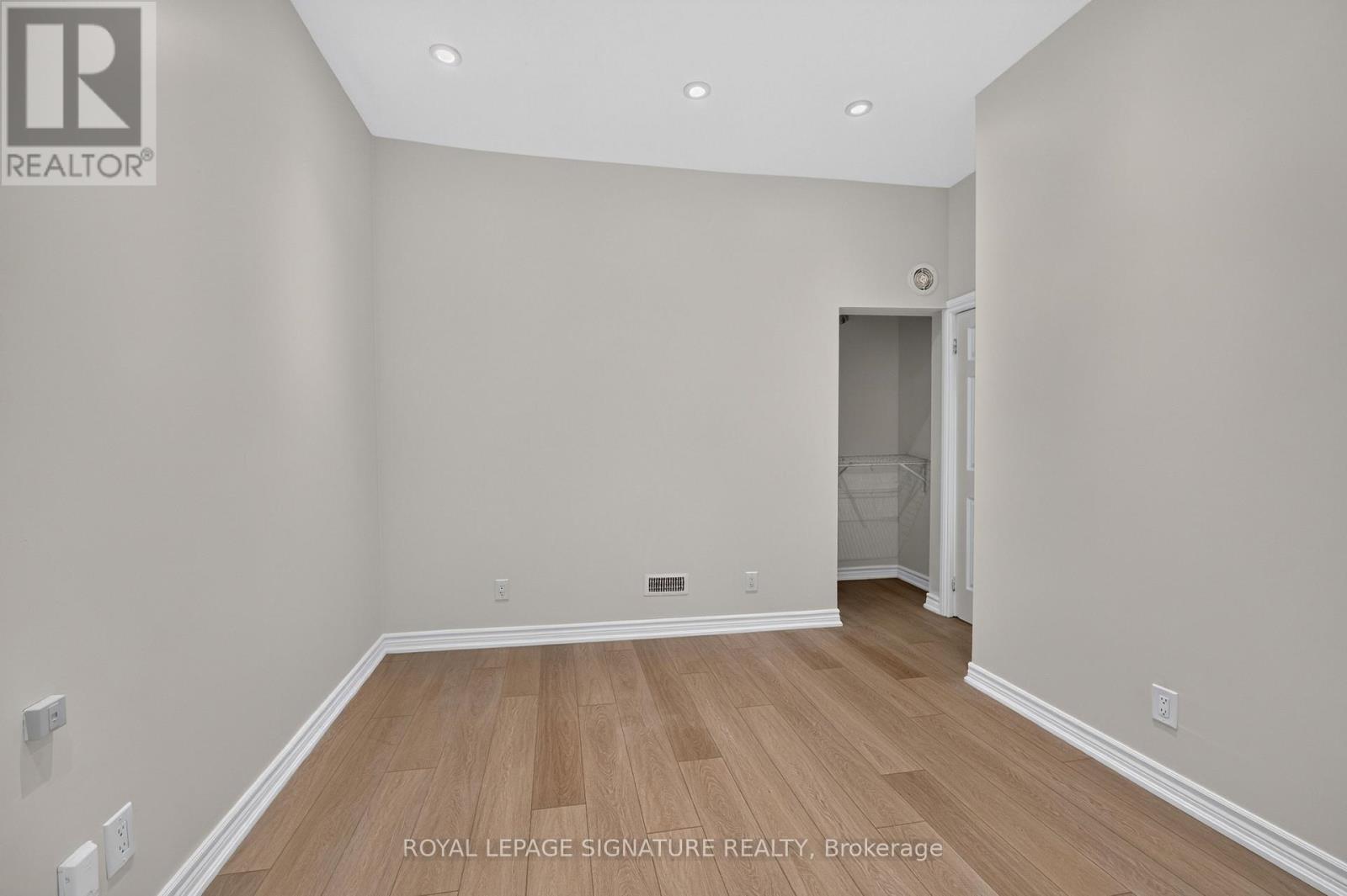 3 - 21 WEST AVENUE S, Hamilton (Corktown) — photo 11