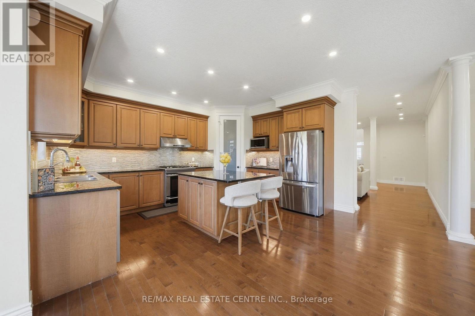 509 ST MORITZ AVENUE, Waterloo — photo 12